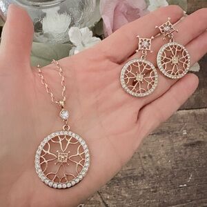 Avon Art Deco Filigree Crystal Halo 30” Pendant Necklace & Earrings Set NIB NE5